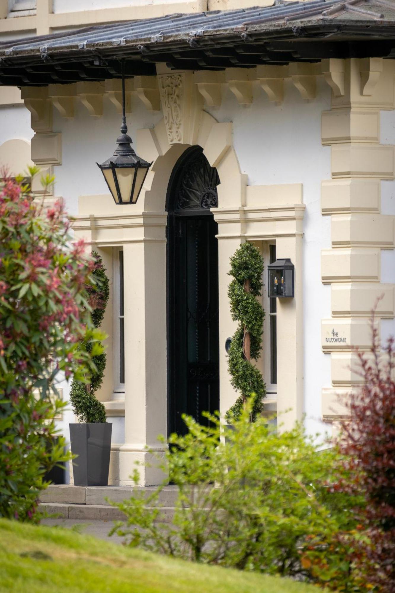 The Falcondale At لامبيتر المظهر الخارجي الصورة